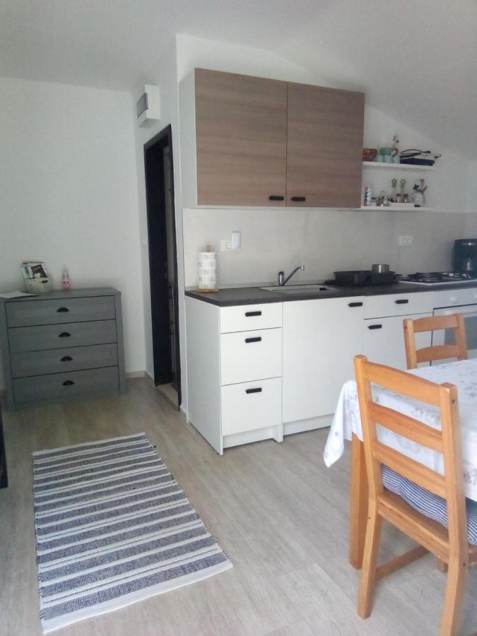 Apartments Radmila ポレッチ エクステリア 写真
